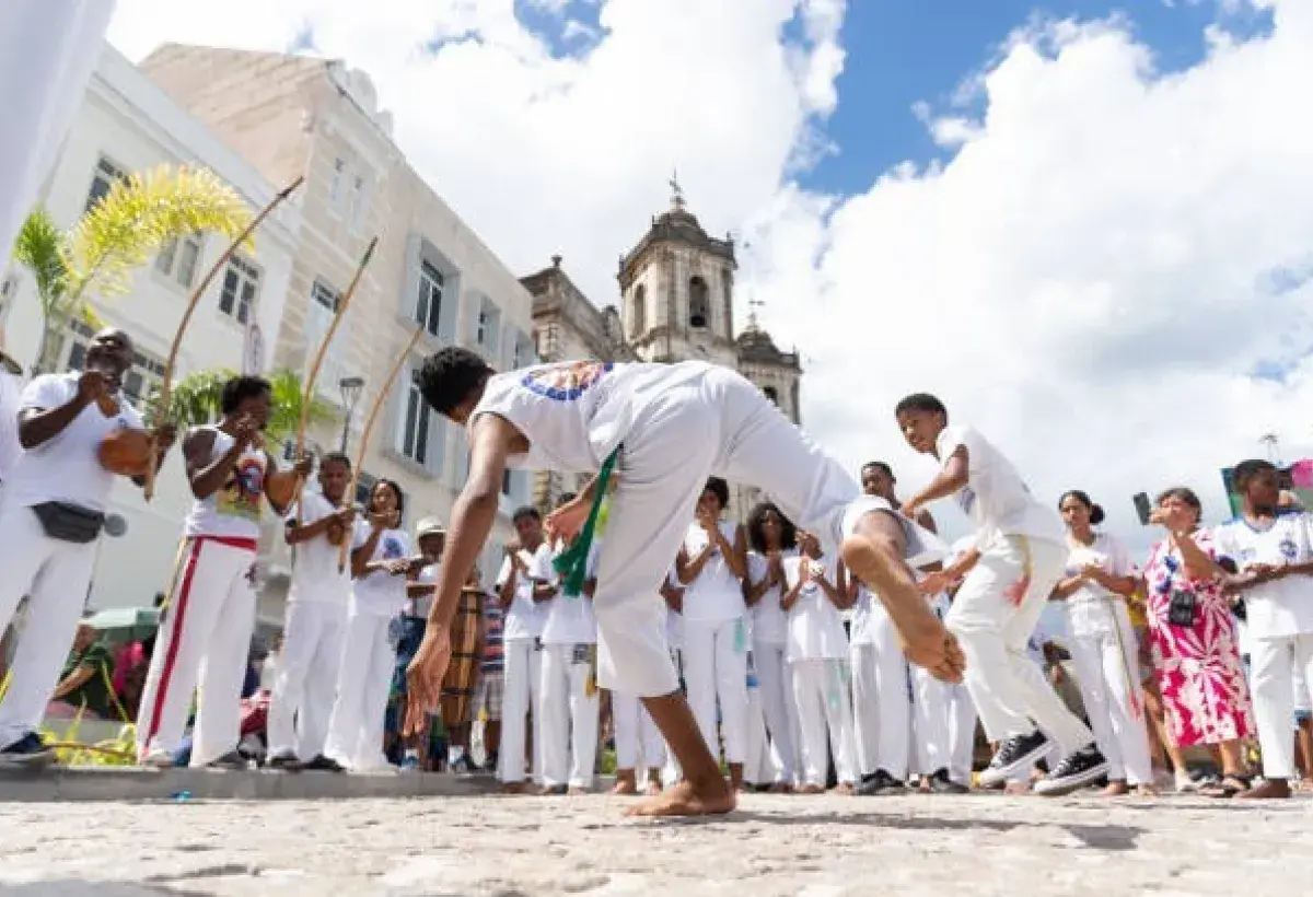 It’s a Latin-Pop Surprise from a Synth-Pop Duo