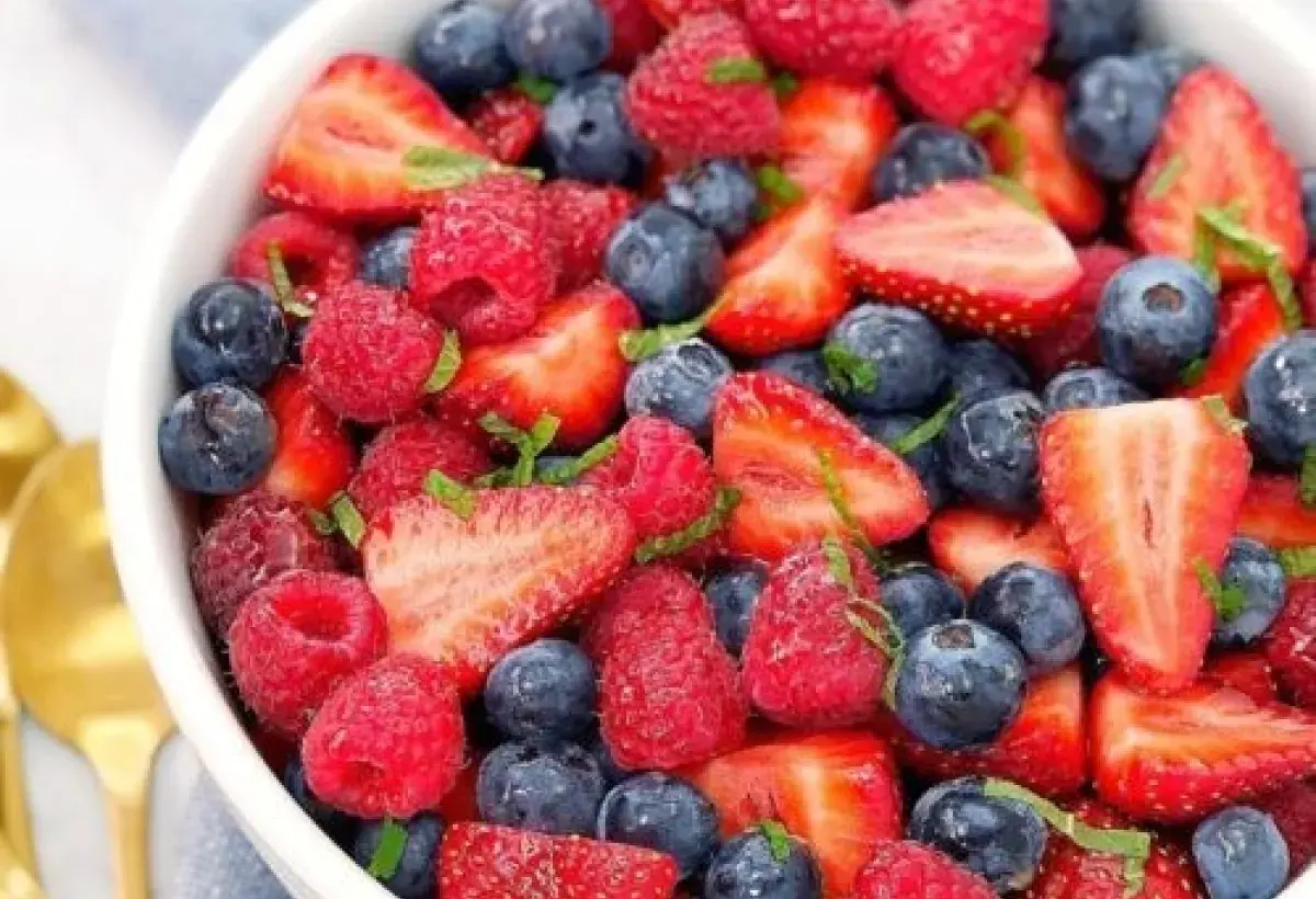 Berries (Blueberries, Strawberries, Raspberries)