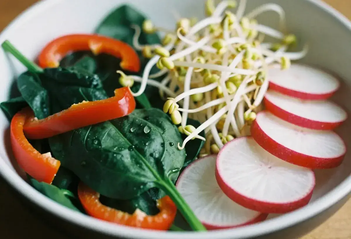 Bean sprouts in a colorful vegetable bowl for blood sugar management