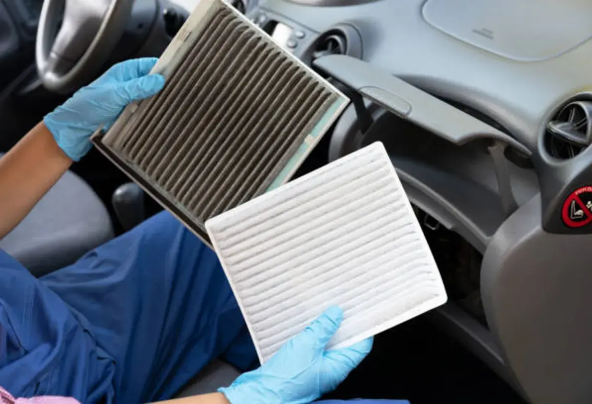 Comparison of clean and dirty car air filter