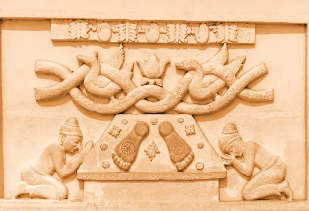 Snakes as symbols of fertility and wisdom